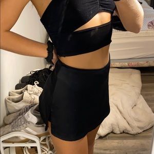 Black skort with slit